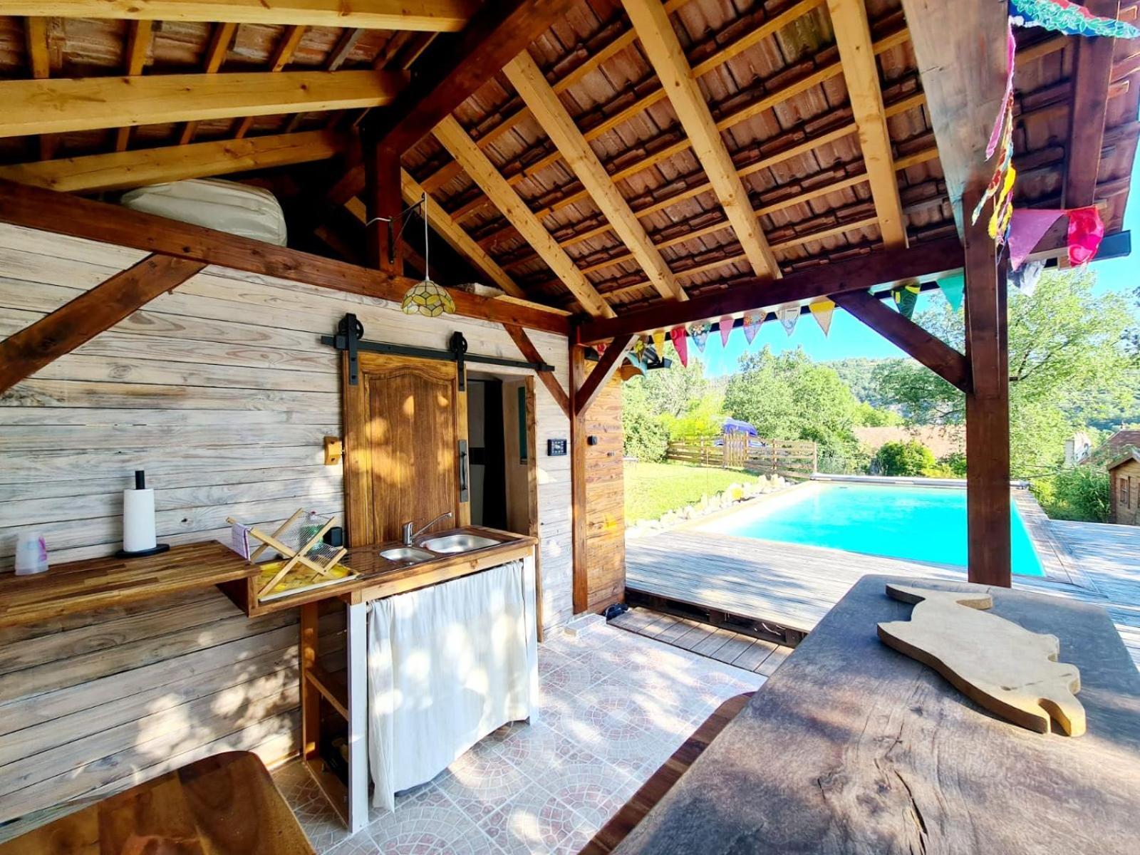Hotel La Roulotte Du Coustal, Cajarc, Lot Extérieur photo